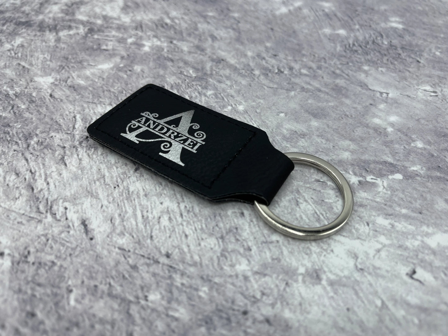Keychain - Faux Leather - Name tag - Keyring - Personalised